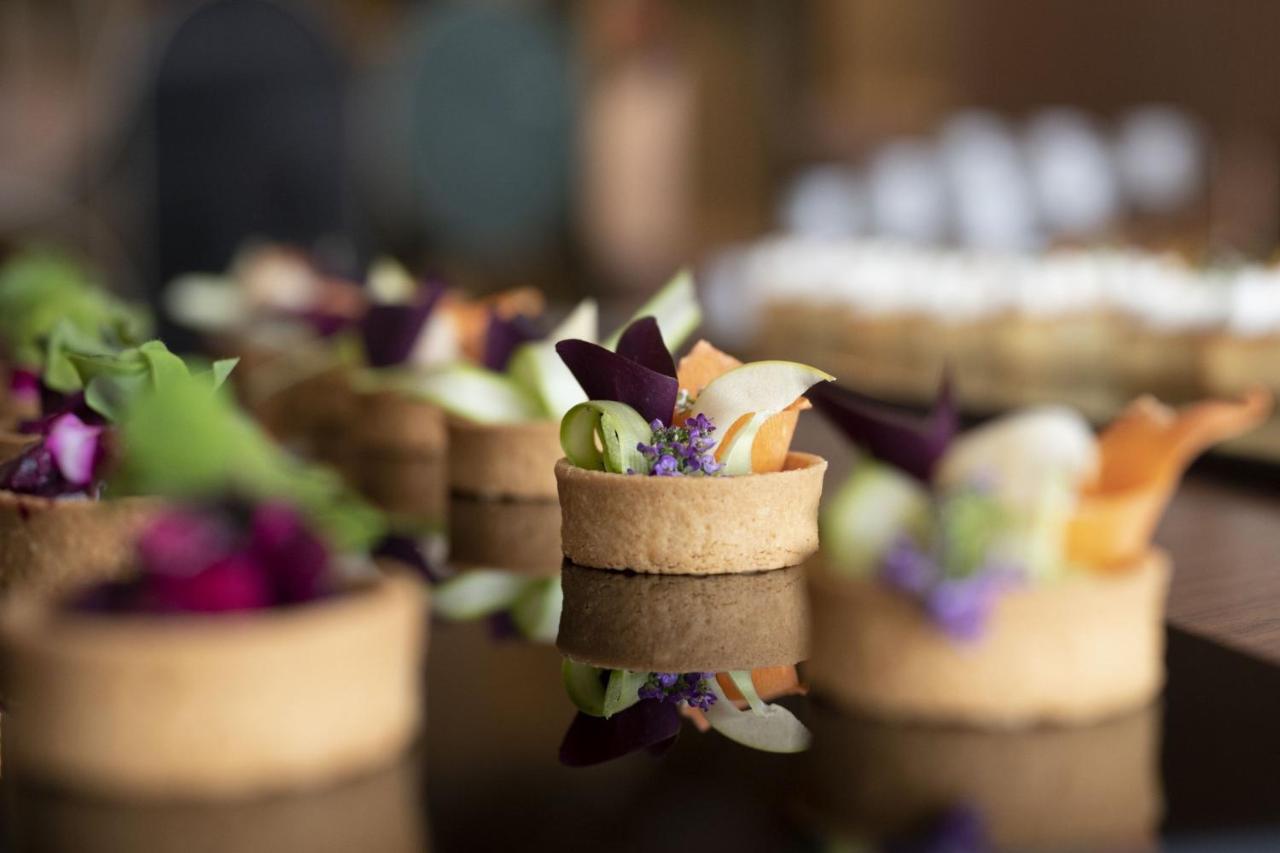 Renaissance Porto Lapa Hotel Екстериор снимка Canapés